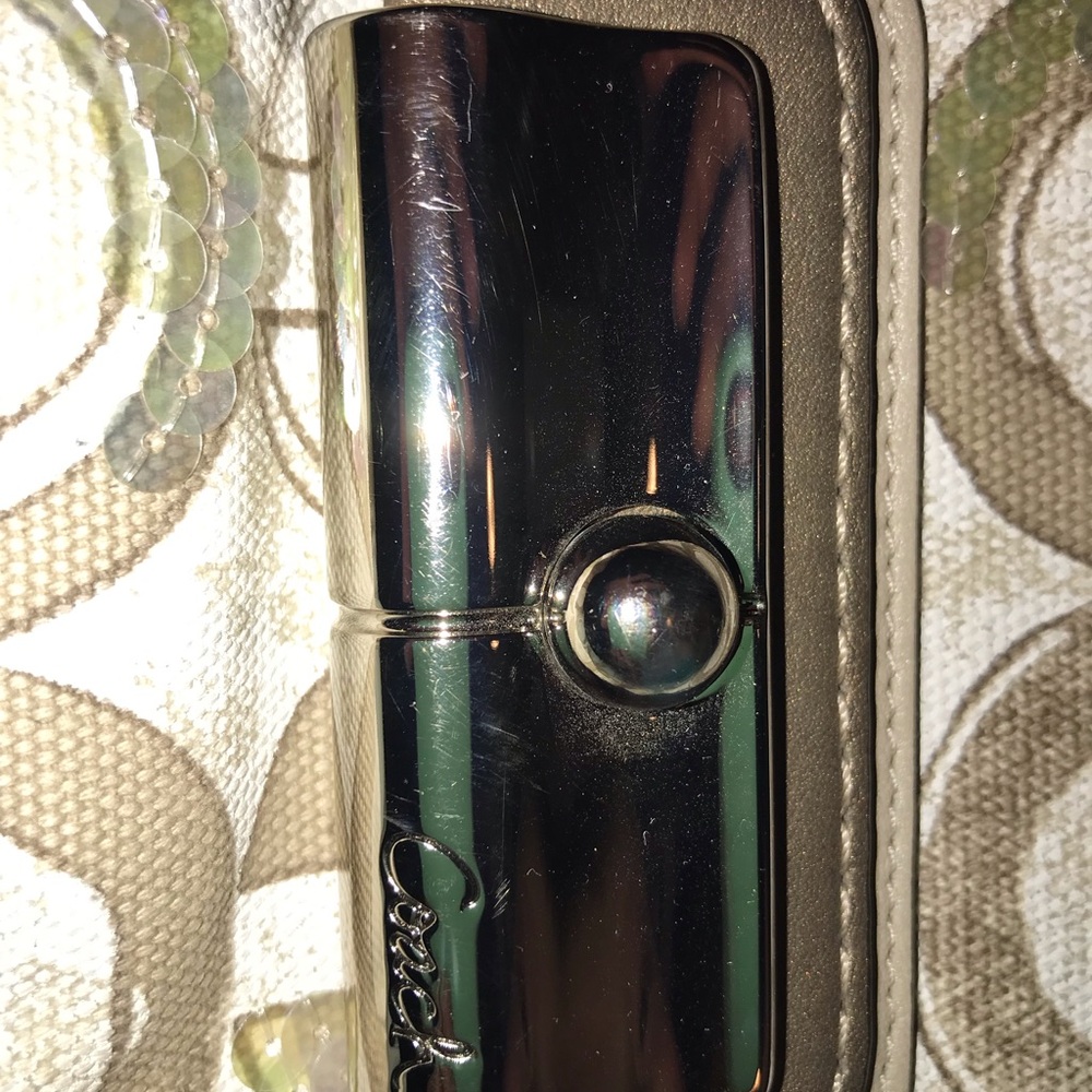Coach Handbag - Picture 3 of 5
